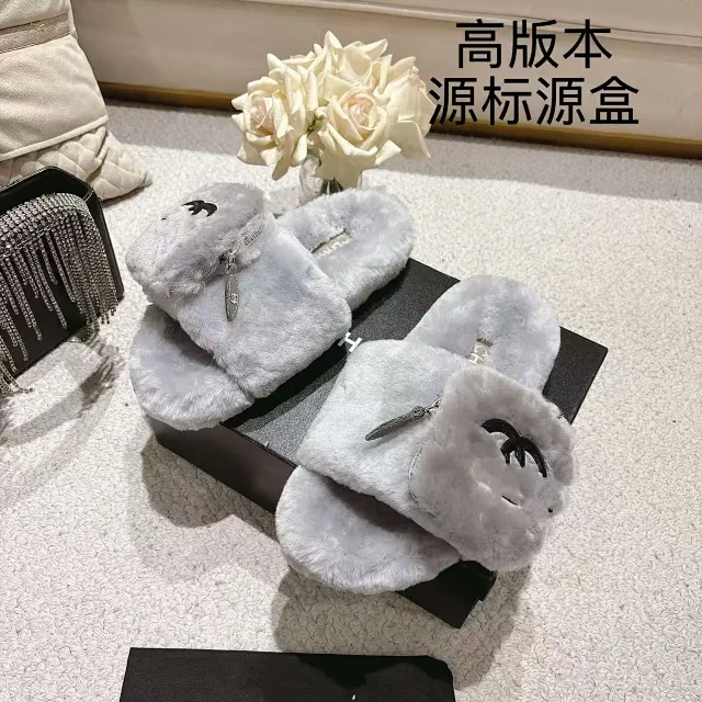 Chanel Slippers Faux-fur open-toe slide with zippered strap and Double C logo product detail image 3