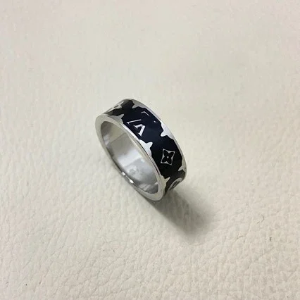 Louis Vuitton Jewelry Monogram Enamel Band Ring product detail image 5