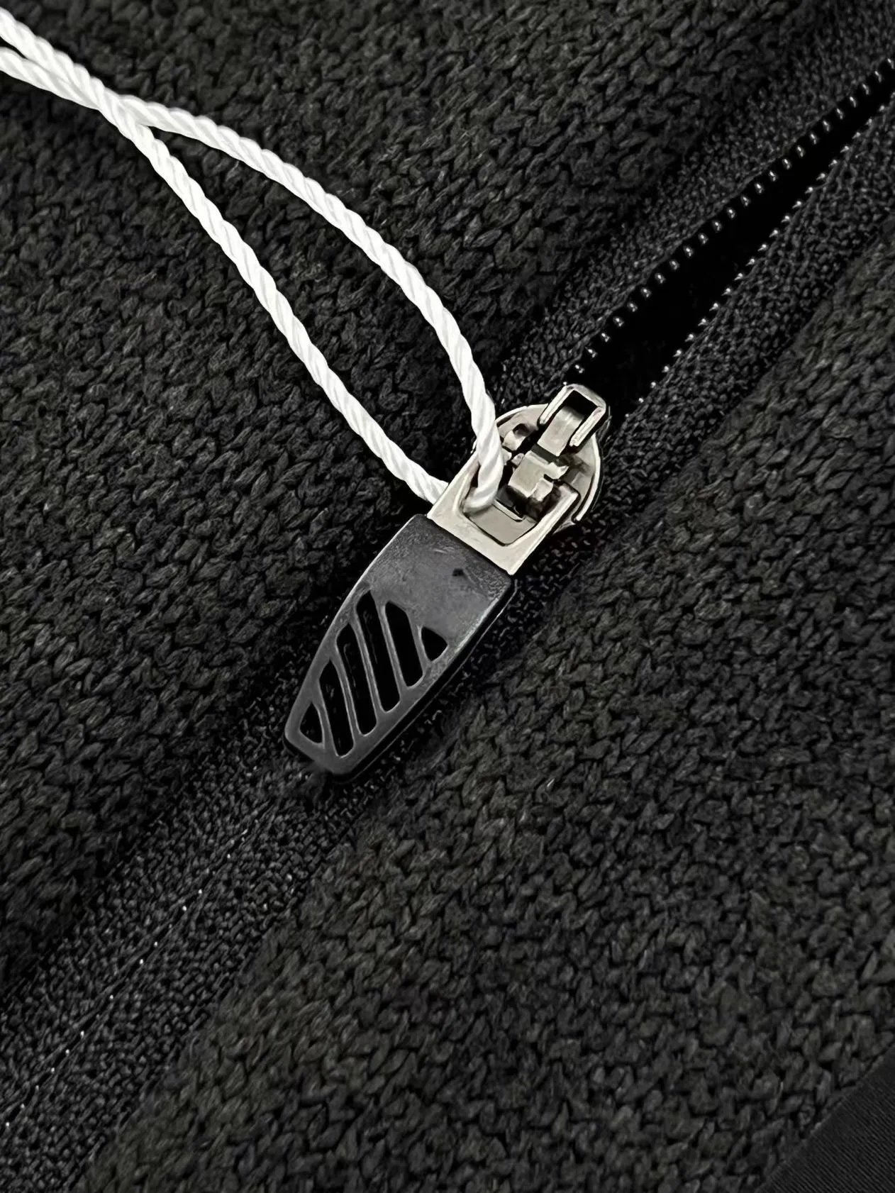 Design Half-Zip Fleece Pullover Black Base-Layer - 3