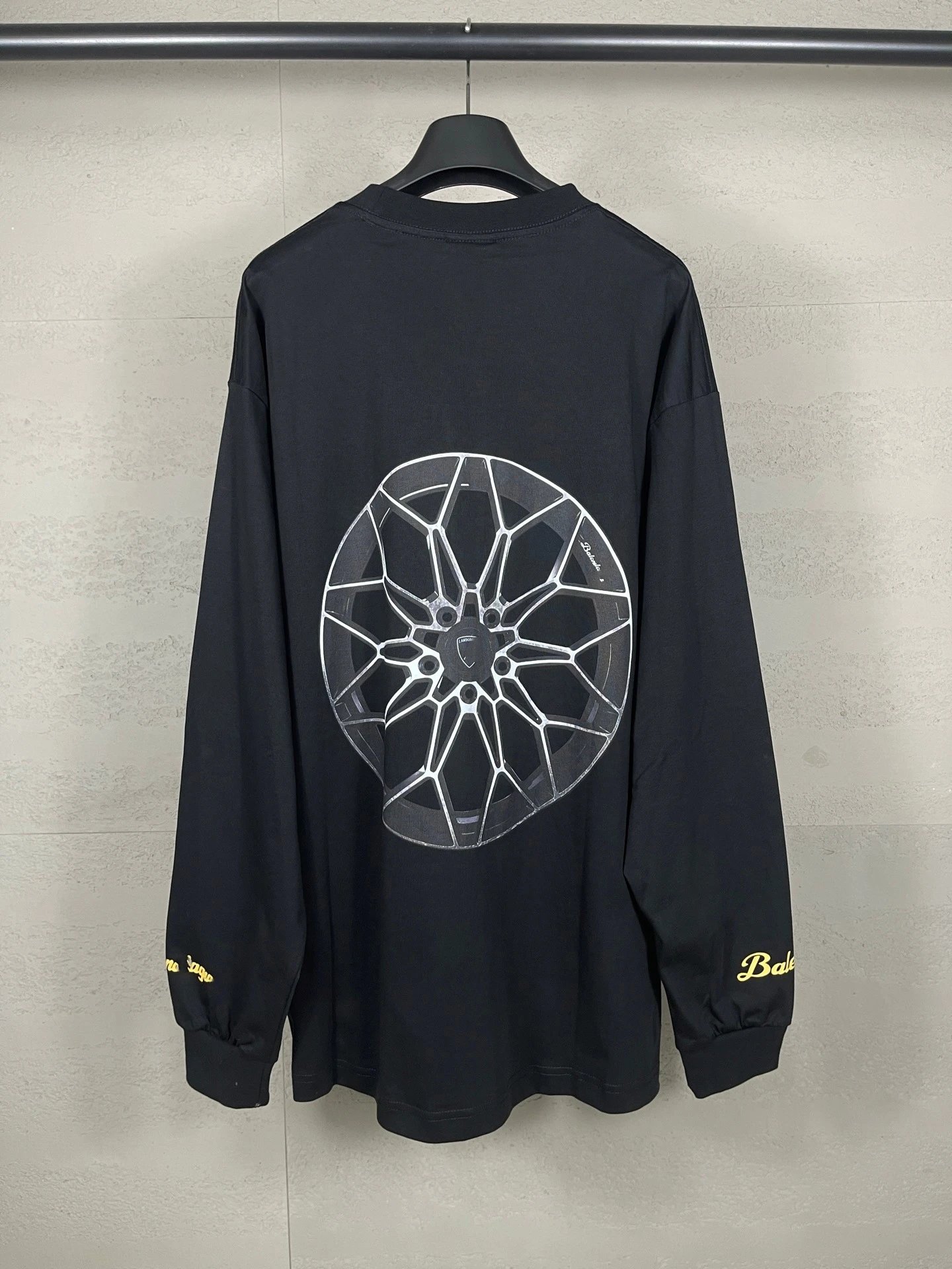 Balenciaga Wheel Print Long-Sleeve T-Shirt Black - 16
