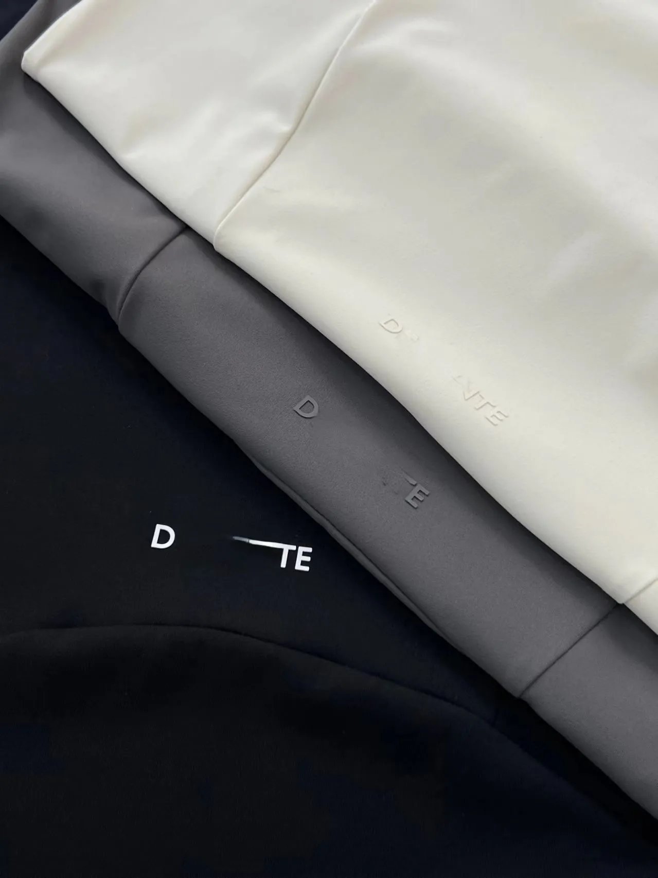 Design Half-Zip Hooded Windbreaker Black Activewear Top - 8