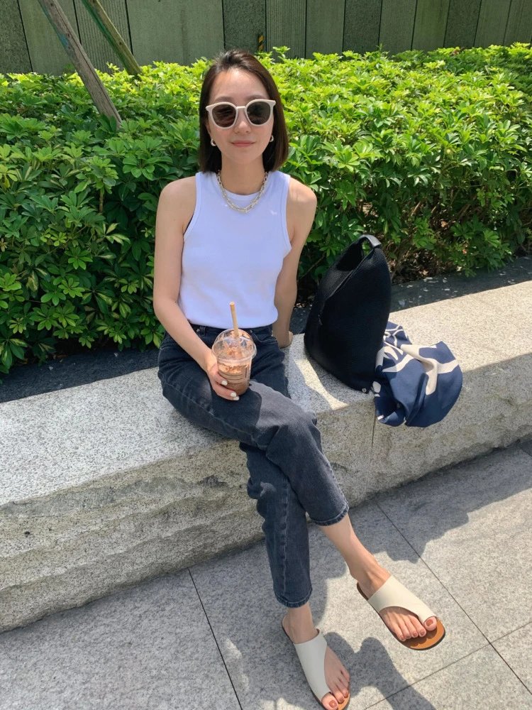 A.P.C. Tabi Slide Black Sandals - 8