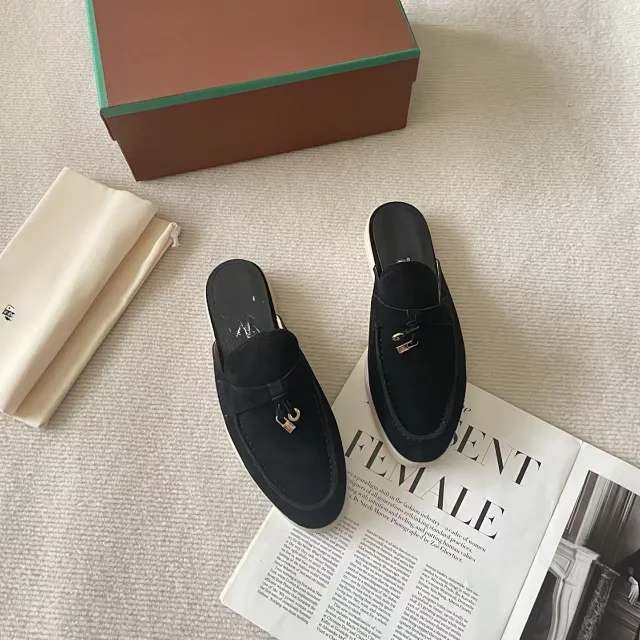 Unbranded Slippers Closed-Toe Loafer Mules with Metal Charm product detail image 4