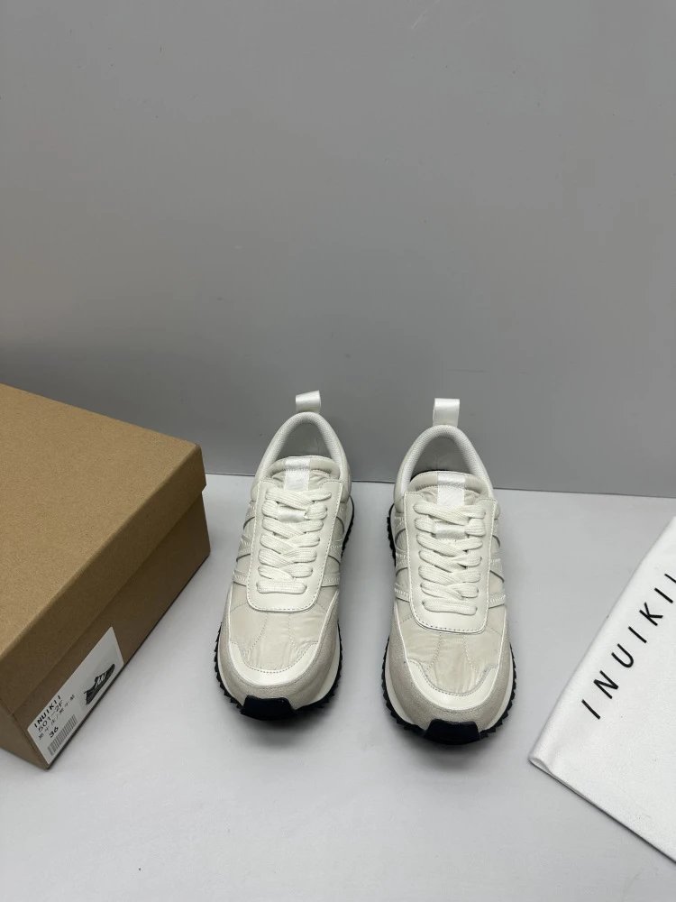 Uiki Chunky Sneakers Black and White Sneakers - 21