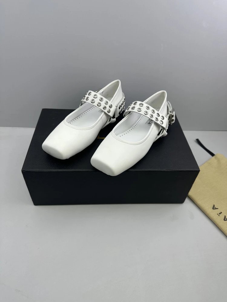 Valentino Garavani Rockstud Mary Jane White Leather Shoes - 19