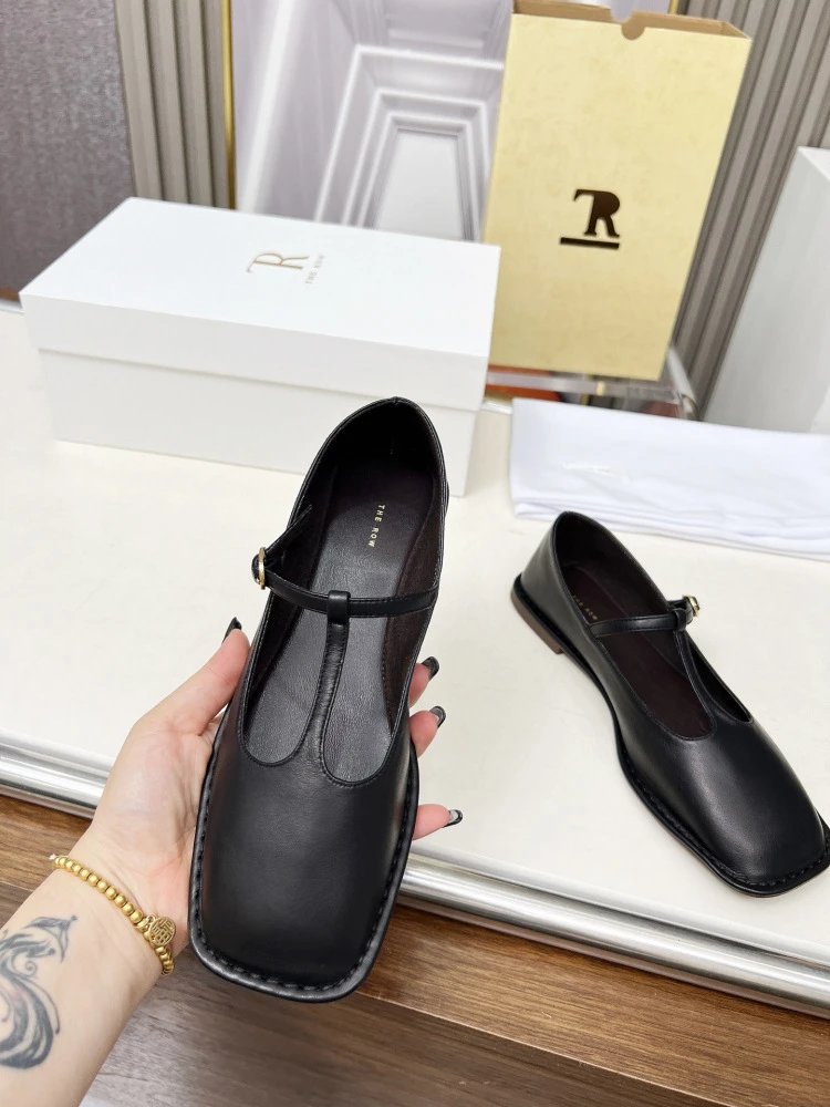 The Row Mary Jane Black Leather Flat Shoes - 10