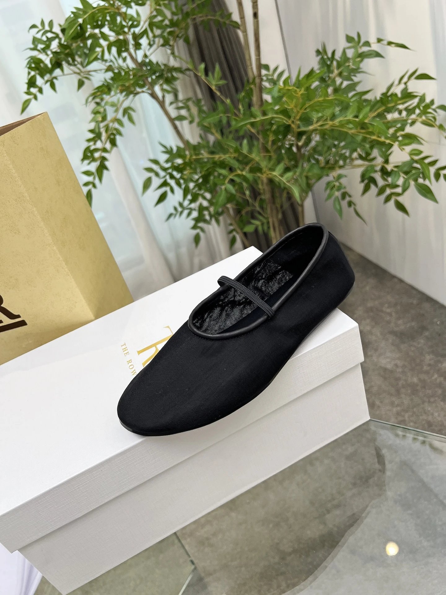 The Row Mary Jane Flat Black Shoes - 18