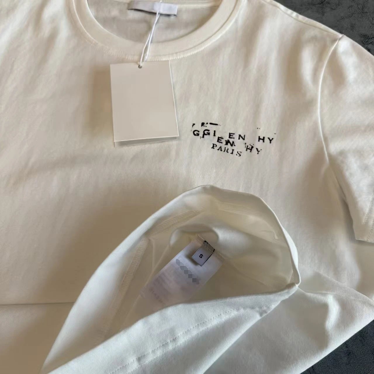 Givenchy Logo-Print White T-Shirt - 16