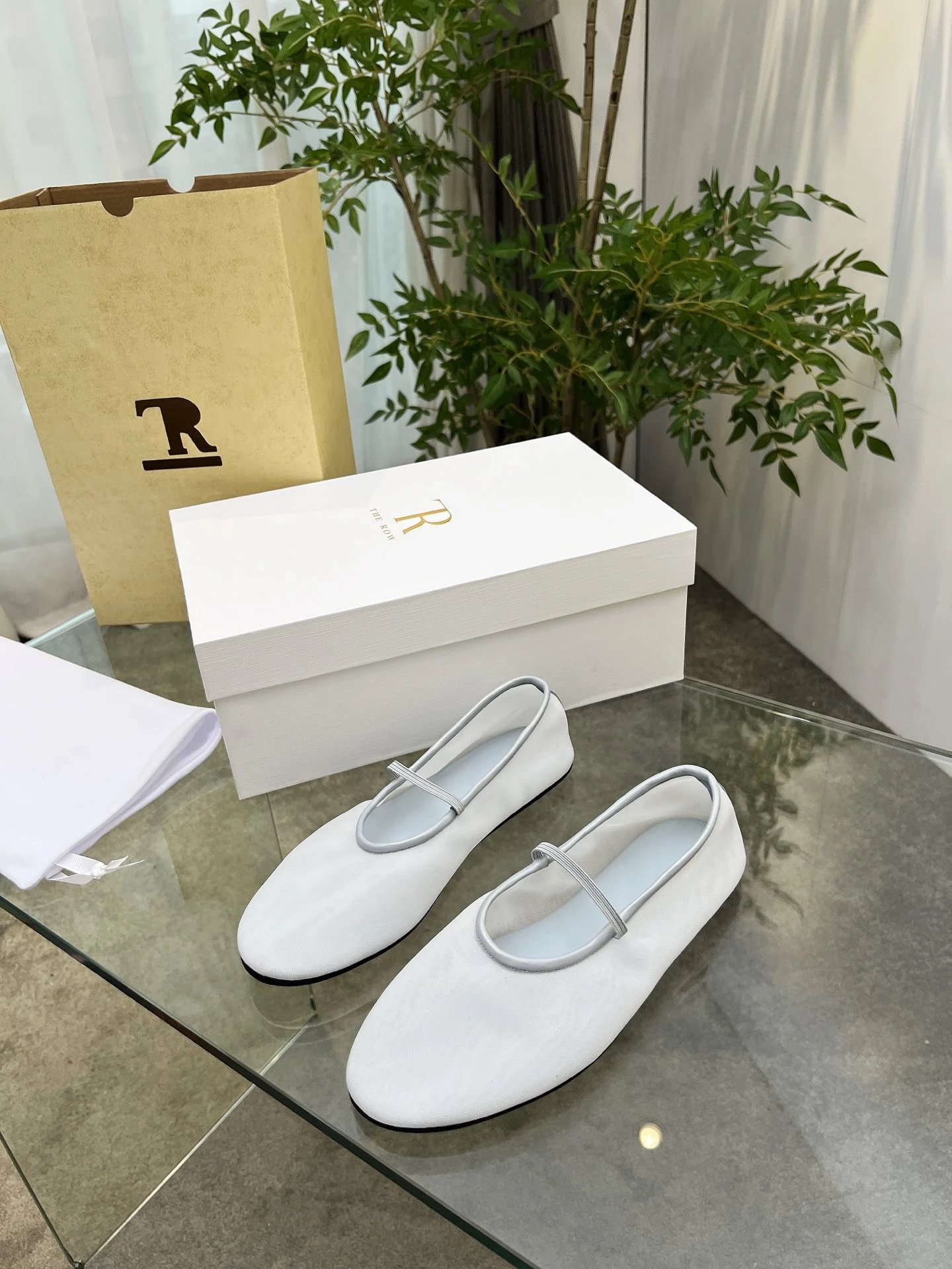 The Row Mary Jane Flat Black Shoes - 35