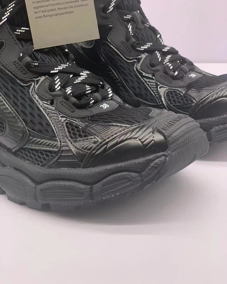 Off-White x Asics Gel-Nimbus 24 'Reflective' Boots - 5