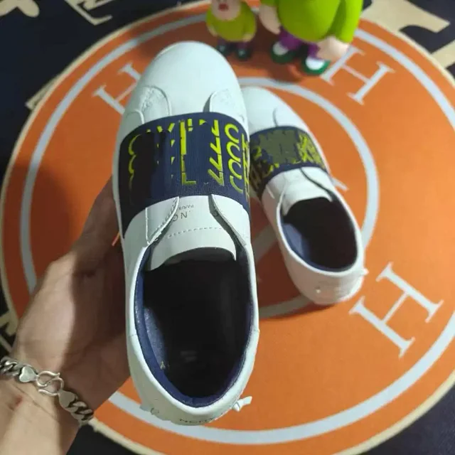 Givenchy Casual Shoes Logo Elastic-Strap Slip-On product detail image 2