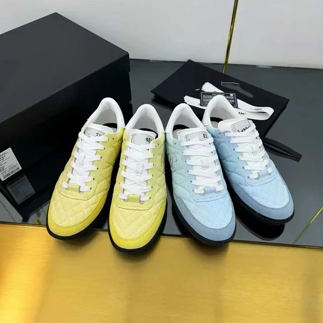 Chanel Sneakers Quilted Low-Top product detail image 10