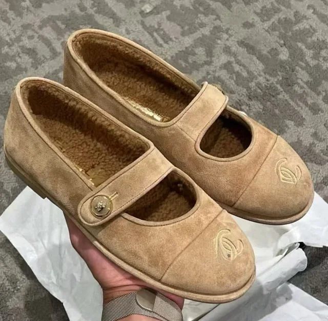 Chanel Casual Shoes Shearling-Lined Mary Jane Flats product detail image 1