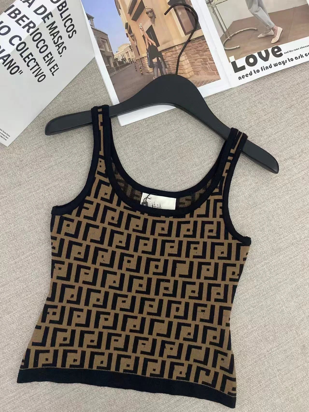 Fendi FF Logo Knit Sweater Beige and Black - 5