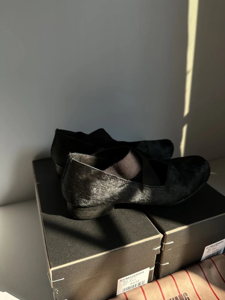 Design Mary Jane Flats Beige Suede with Black Strap Casual Shoes - 5