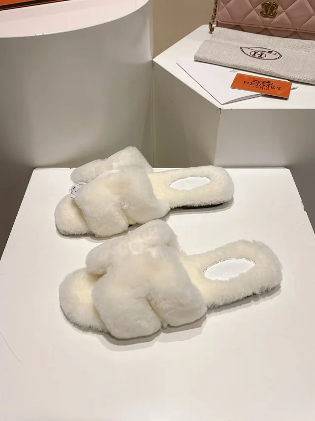 Unbranded Slippers Faux-Fur Buckle Slide product detail image 9