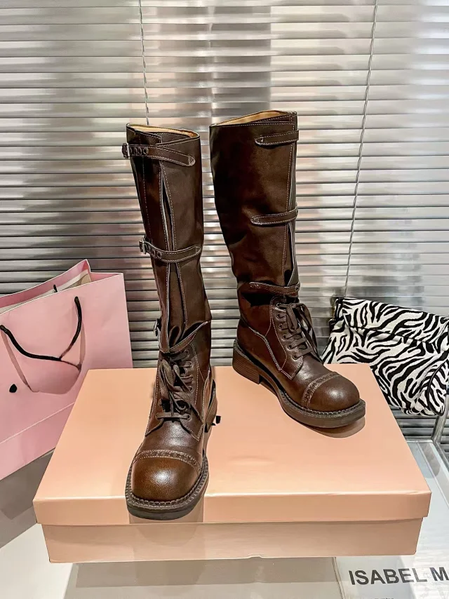 Miu Boots Knee-High Lace-Up Buckle product detail image 3