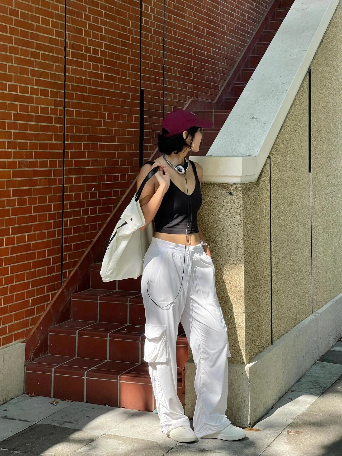 Design Cargo Pants in Off-White with Drawstring Waist and Utility Pockets - 32