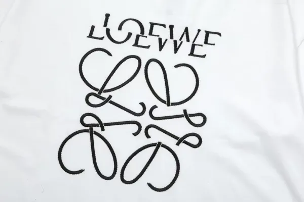 Loewe Anagram Logo T-Shirt Collection Multicolor T-Shirt - 23