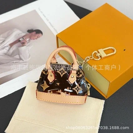 Louis Vuitton Wallets & Card Holders Monogram Mini Coin Purse Keychain product detail image 1