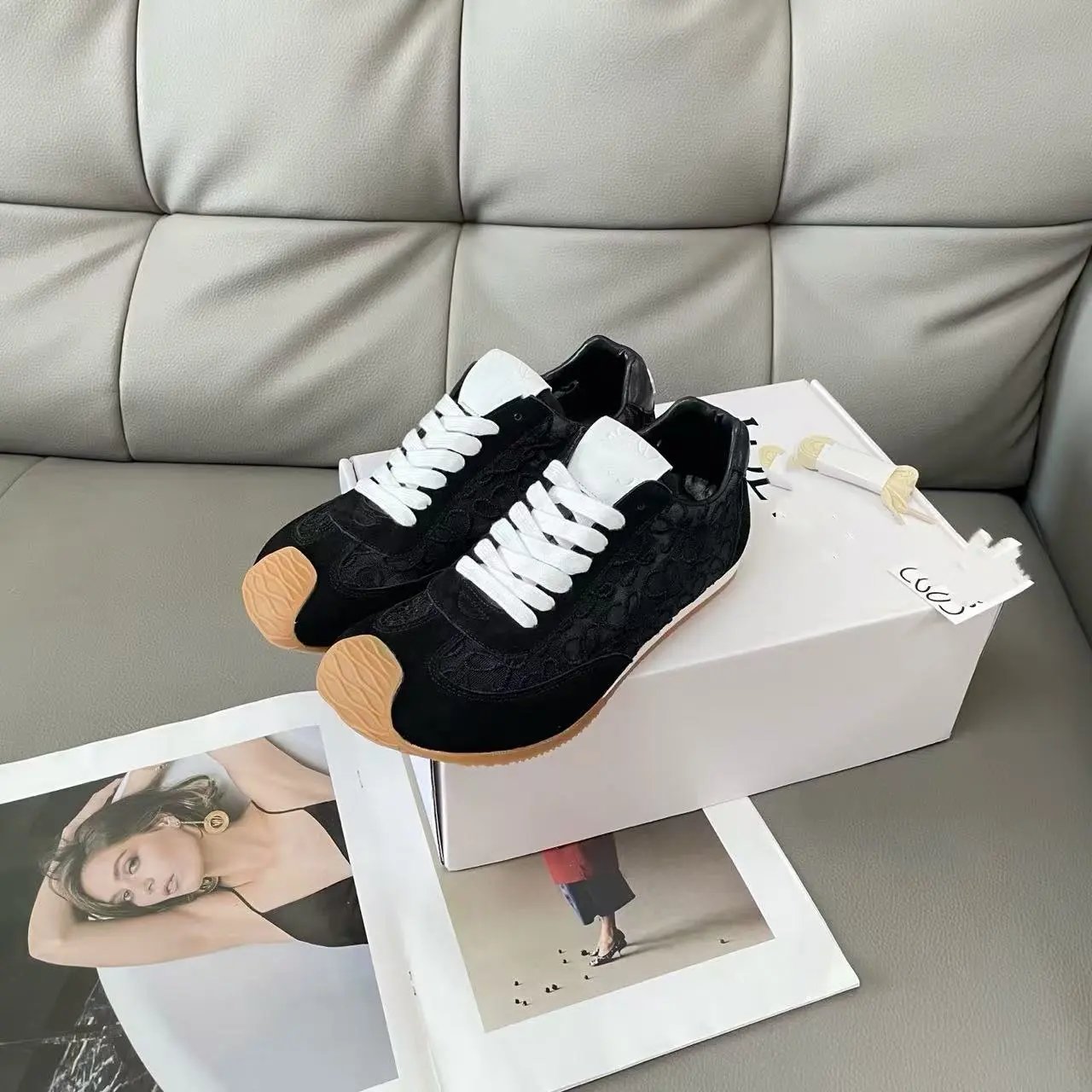 Coach Sneakers Logo-Print Low-Top image 3