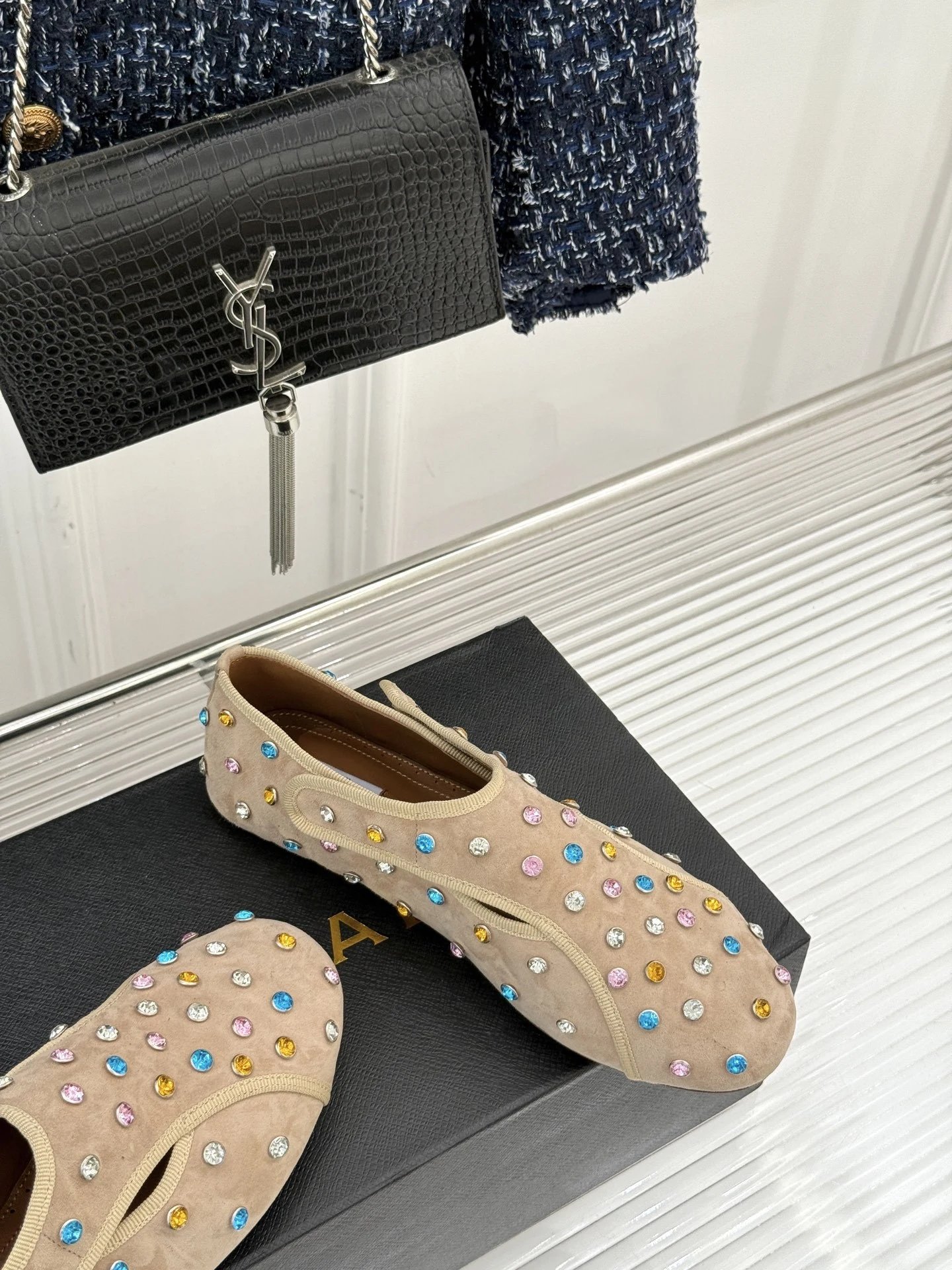 Alaïa Crystal-Embellished Suede Loafers Beige - 33
