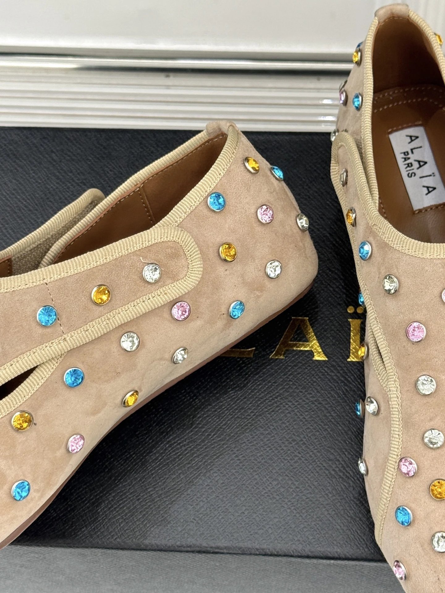 Alaïa Crystal-Embellished Suede Loafers Beige - 34