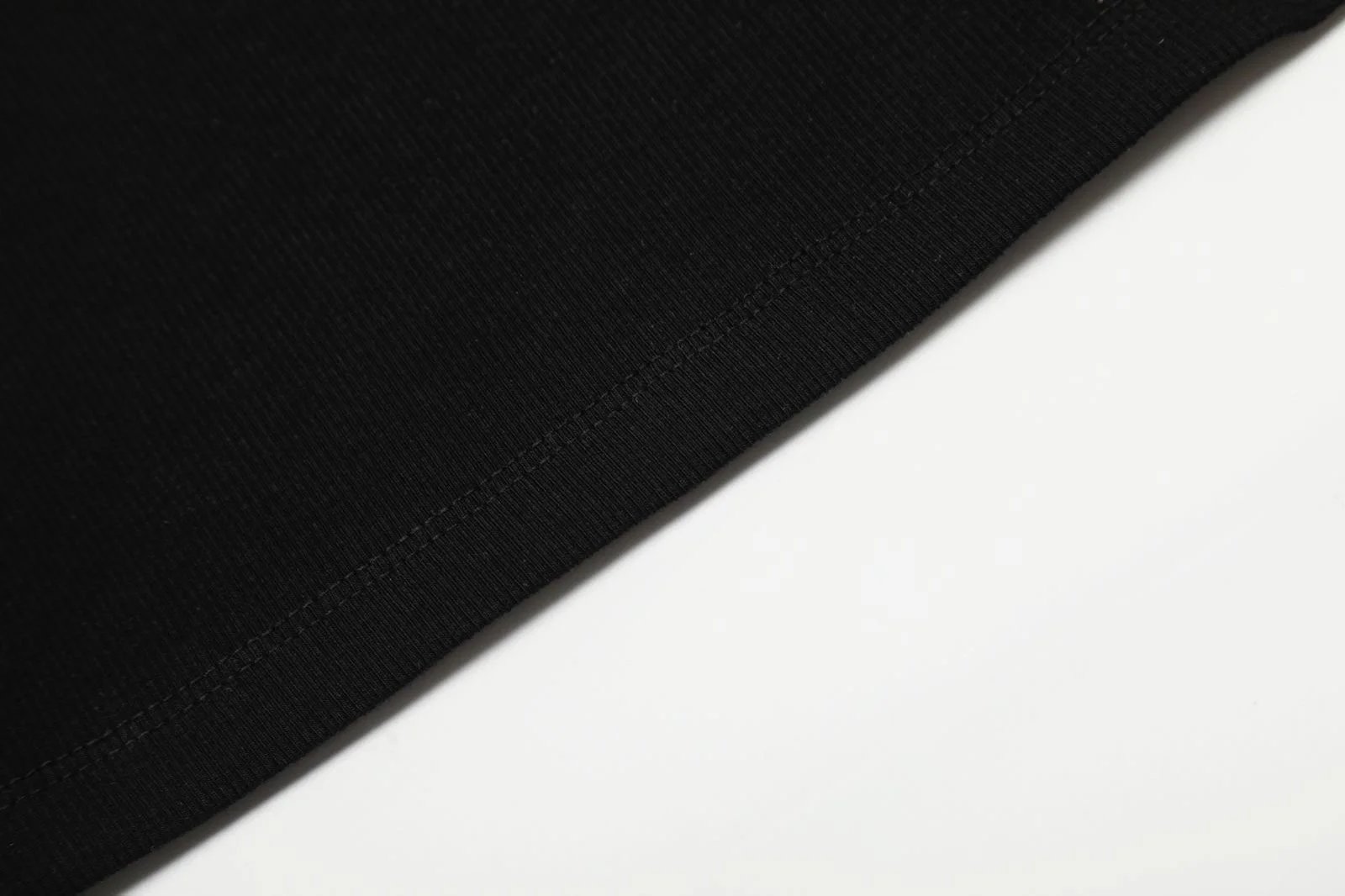 Open YY Heart Shield Knit Top Black - 17