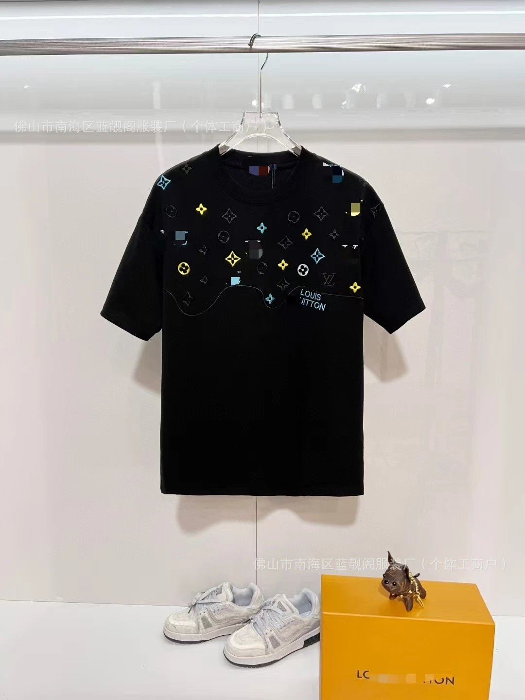 Louis Vuitton Monogram Embroidered Graphic T-Shirt Black - 1