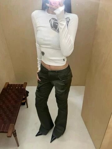 Open YY Heart Shield Knit Top Black - 28