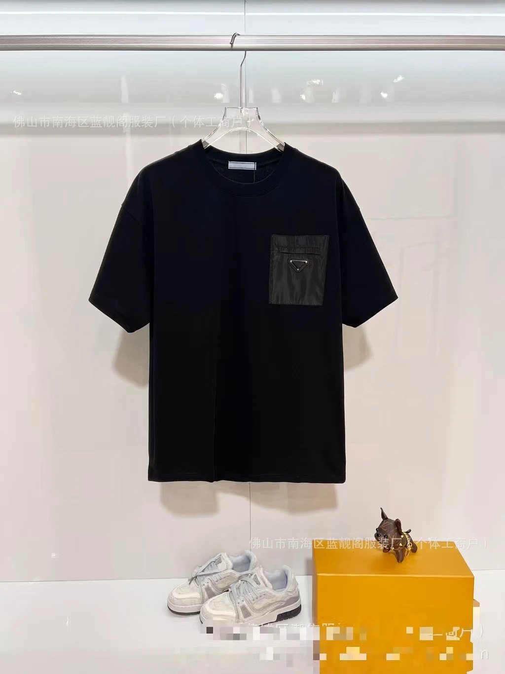 Prada Floral Circle Print Black T-Shirt - 5