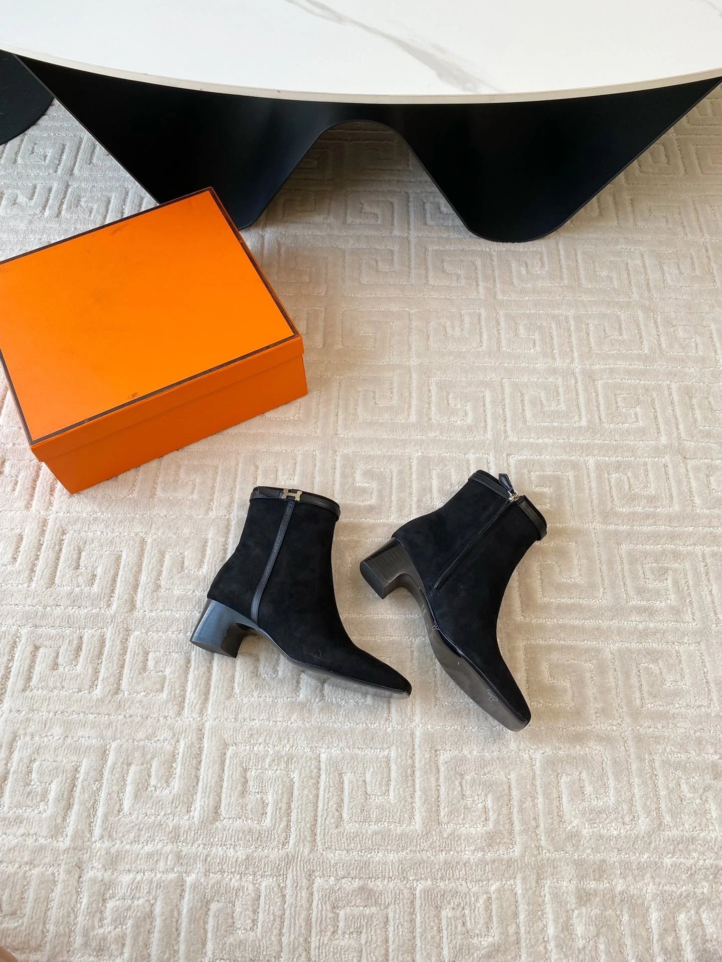 Hermès Chloé Ankle Boots Black Suede - 11
