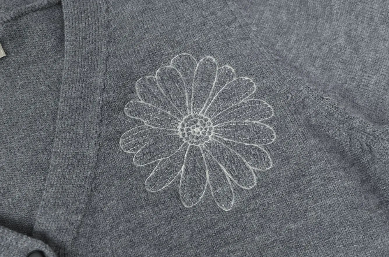 Mardi Mercredi Daisy Embroidered Gray Cardigan - 20