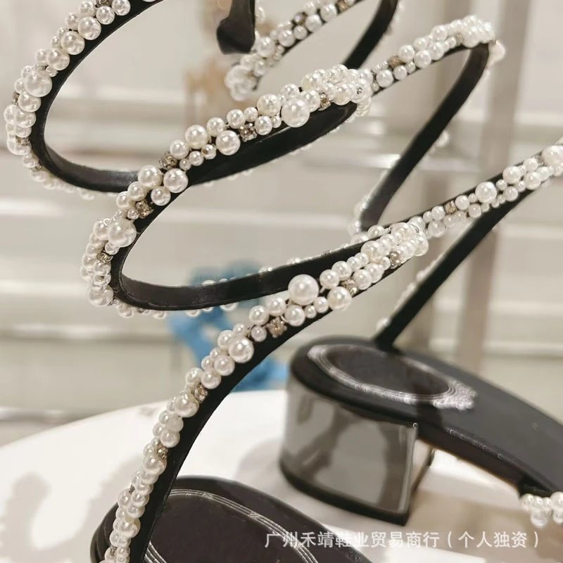 Pearl-Embellished Spiral Strap Block Heel Sandals Black - 2