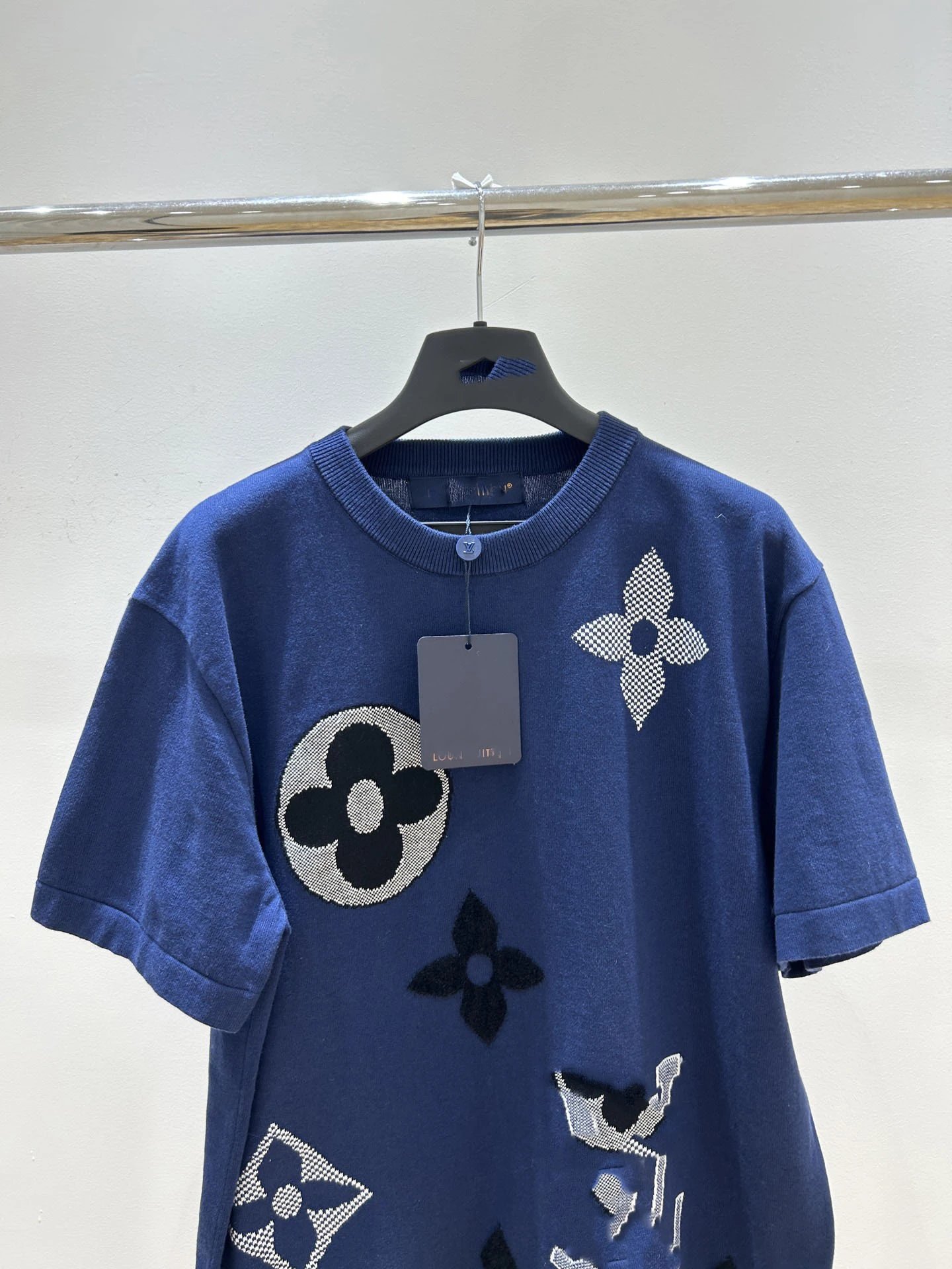 Louis Vuitton Monogram Flower Embroidered Navy T-Shirt - 8