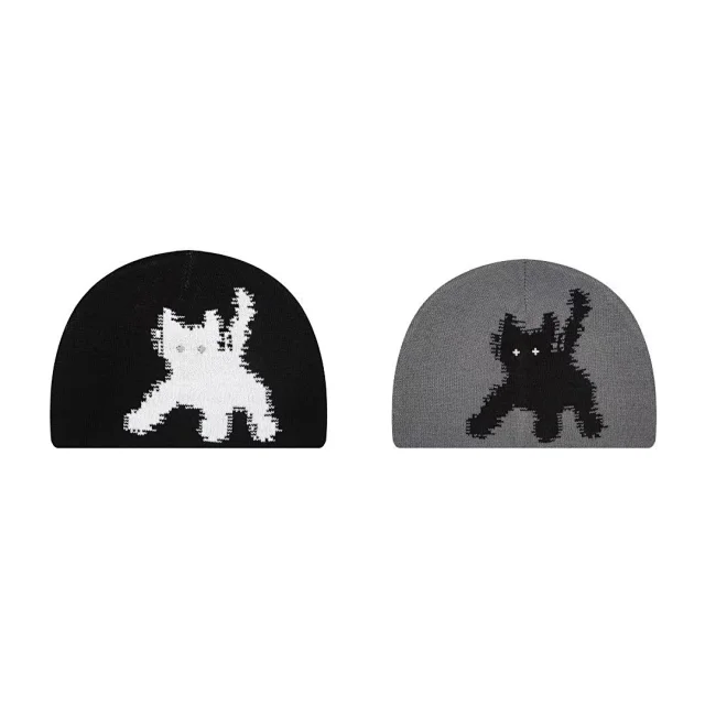 aeae Hats Reversible Knitted Cat Graphic Beanie product detail image 3