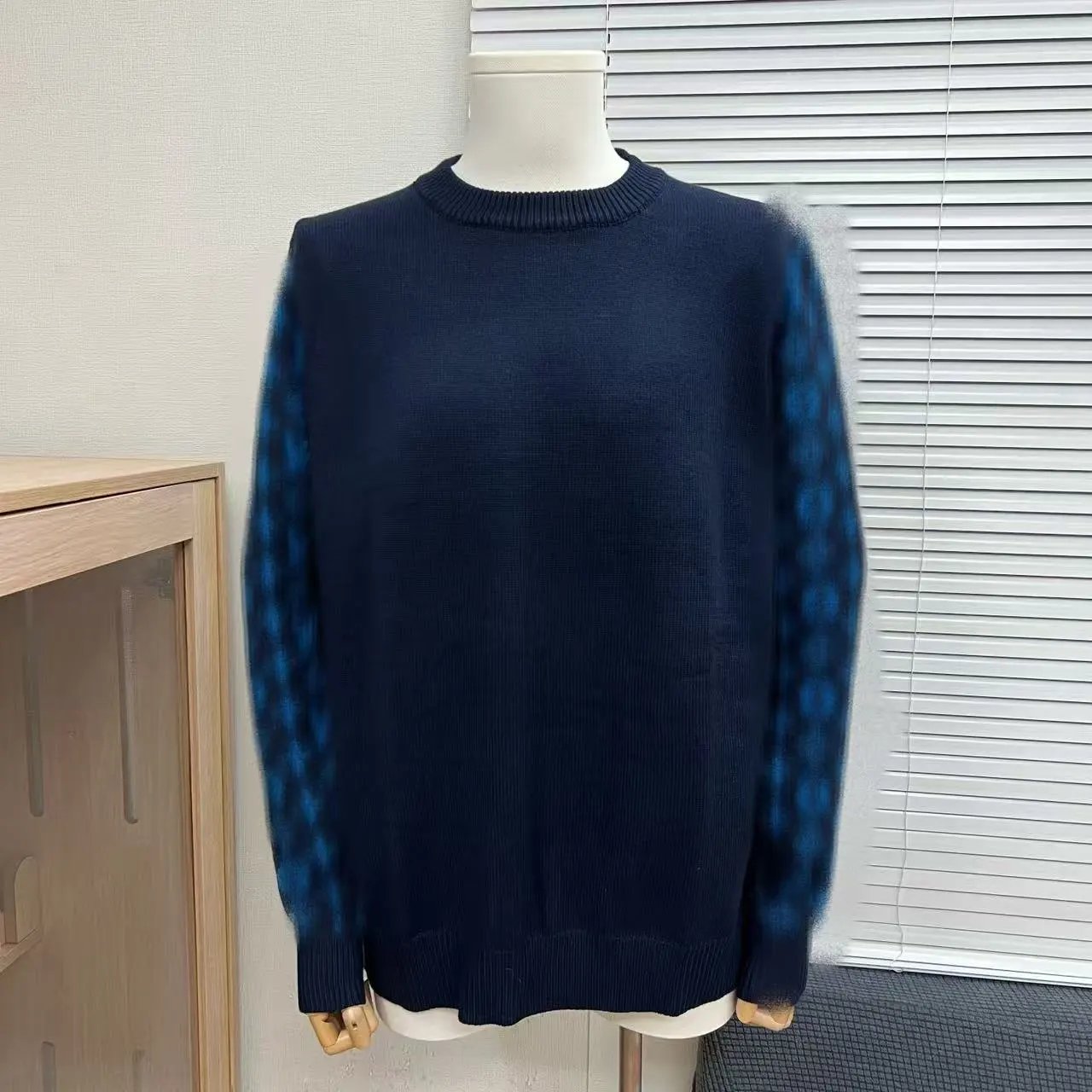 Gallery Dept. Distressed Logo Knit Sweater White - 10