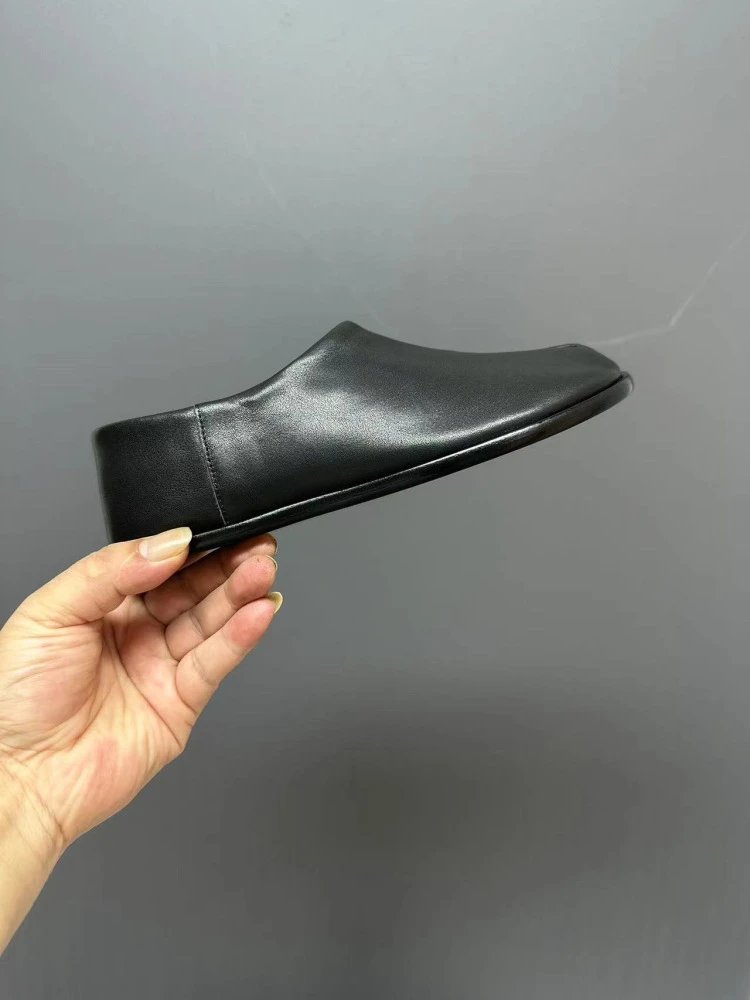 Maison Margiela Tabi Loafers Black Leather Slip-On Shoes - 11