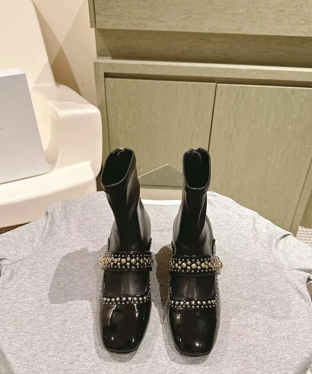 Unbranded Boots Square-Toe Studded Strap Block-Heel Ankle product detail image 4