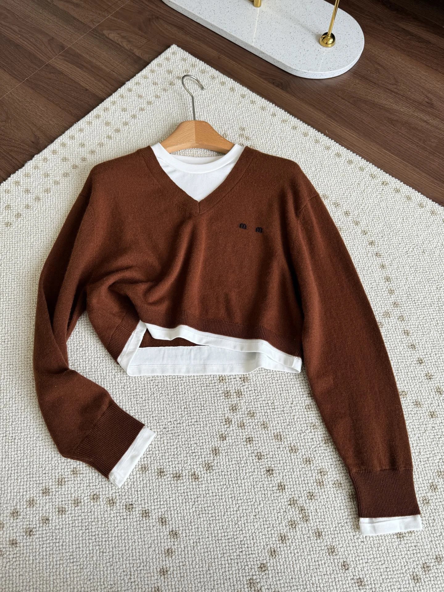 MMY Layered V-Neck Cropped Sweater Brown - 8