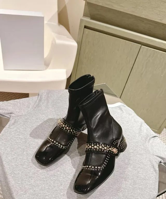 Unbranded Boots Square-Toe Studded Strap Block-Heel Ankle product detail image 3