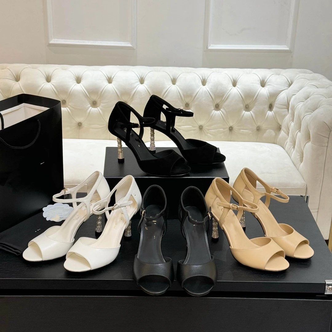 Chanel Paris-Tokyo Pearl Heel White and Black Block Heel Sandals - 6