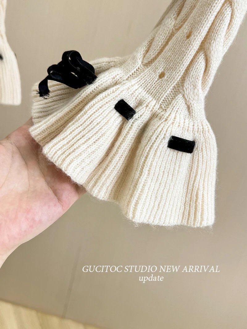 Off-White Cable Knit Sweater with Black Bow Detail White Sweater - 9