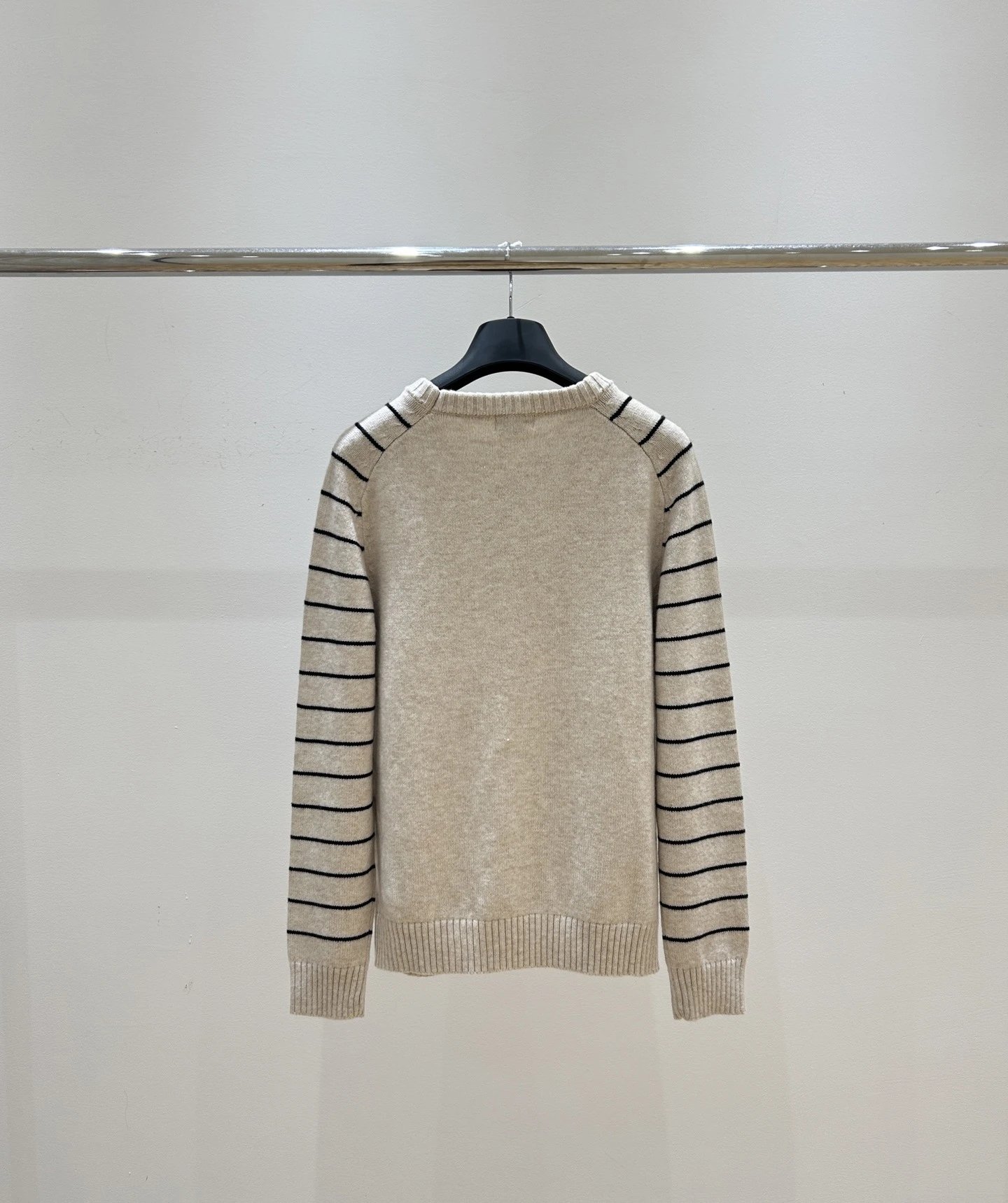 Saint Tears Striped Crewneck Sweater Beige - 10