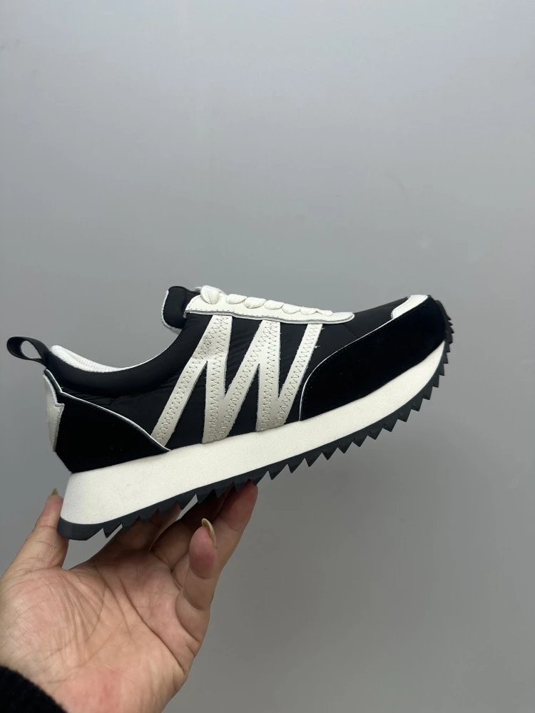 Uiki Chunky Sneakers Black and White Sneakers - 20
