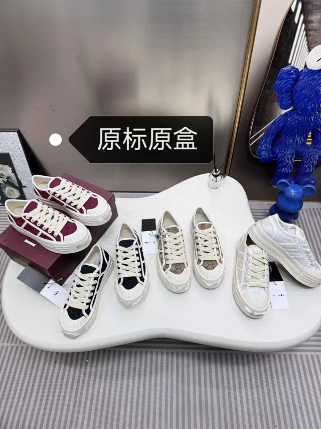 Dior Low-Top Platform Lace-Up Sneakers product detail image 4
