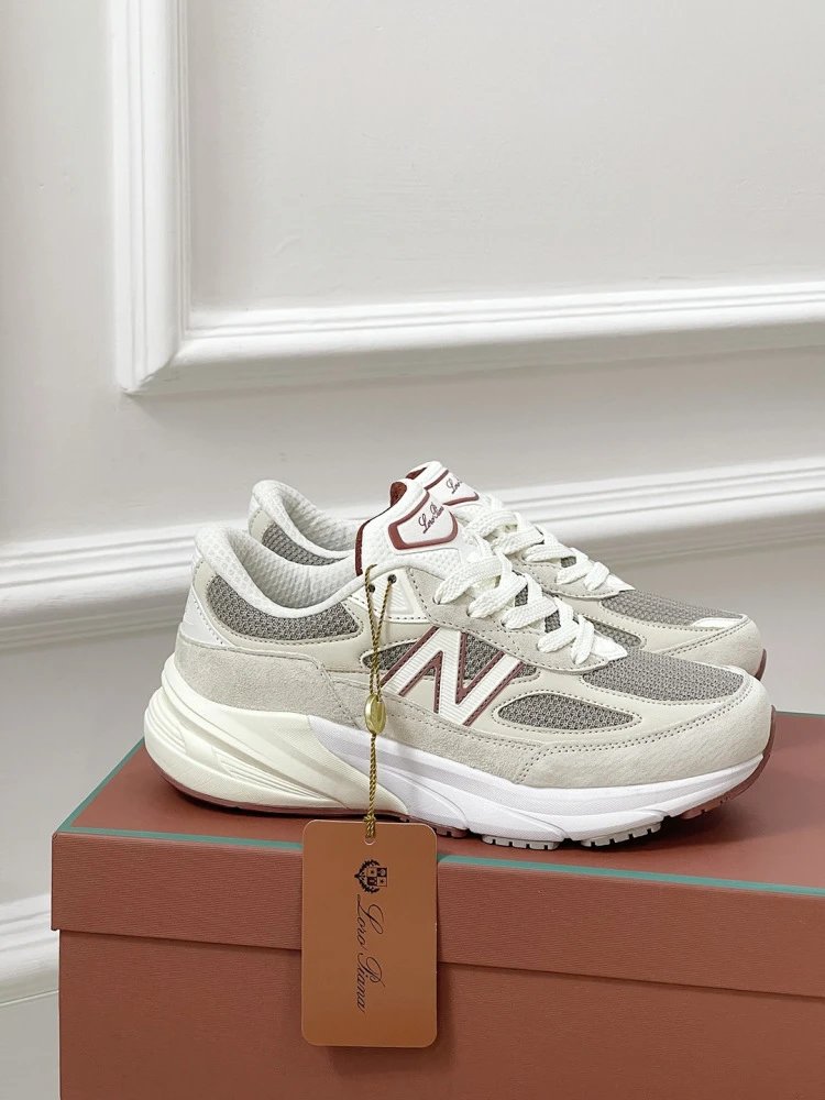 New Balance 990v6 Beige Burgundy Sneakers - 11