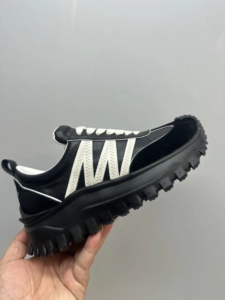 Uiki Chunky Sneakers Black and White Sneakers - 12