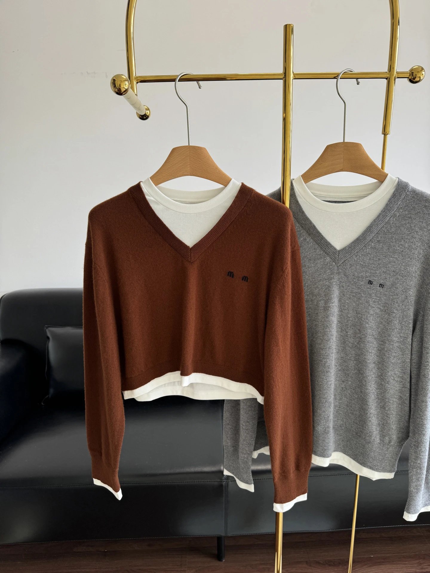 MMY Layered V-Neck Cropped Sweater Brown - 4