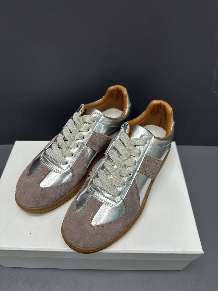 Maison Margiela Replica Sneakers White Black Beige Sneakers - 7